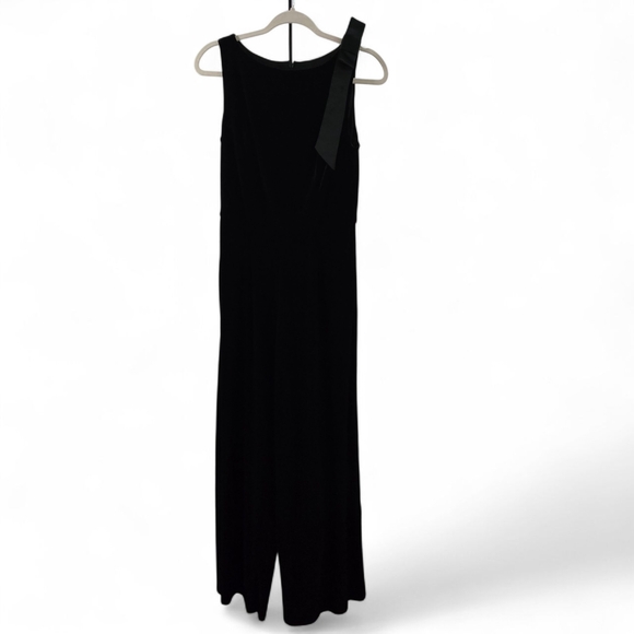 julia jordan Pants - Julia Jordan Black Velvet Jumpsuit Women’s 8 | Sleeveless Satin Bow Shoulder